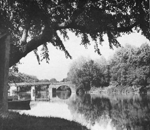 garden-view-of-river-beecham_b